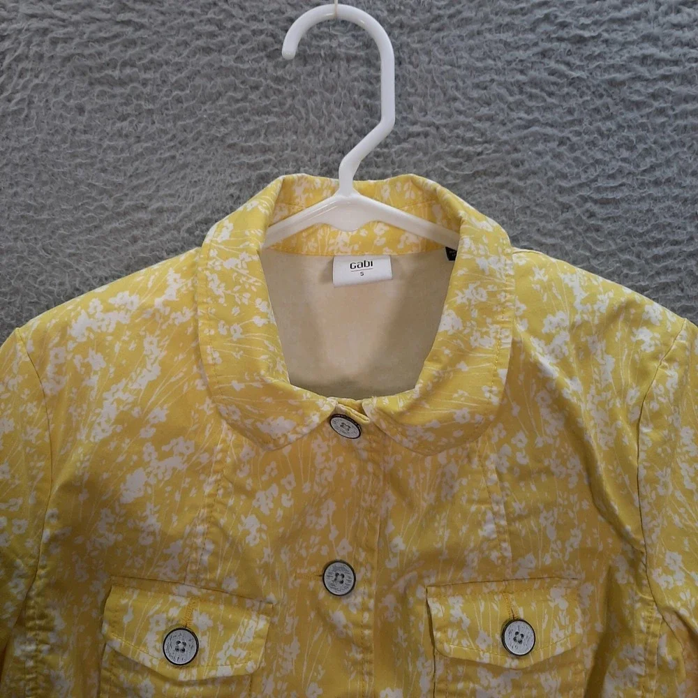 Cabi Jacket Womens Small Daisy Spring Yellow Floral Field Jacket‎ Preppy Casual